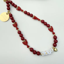 Load image into Gallery viewer, ´LOBSTER’ BURGUNDY BOOM BESPOKE PHONE BEADS
