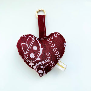 BURGUNDY BOOM BANDANA PUFFY HEART KEYRING/BAG CHARM